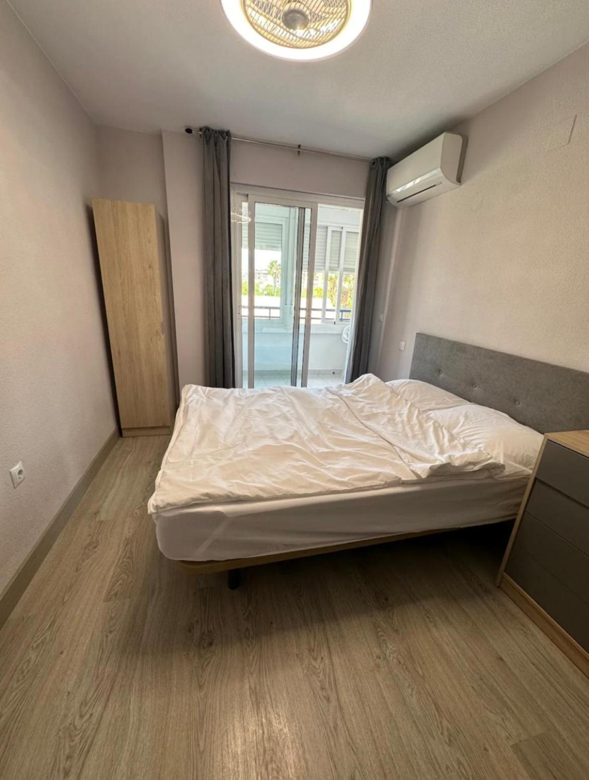Marina Apartment Torrevieja Ngoại thất bức ảnh