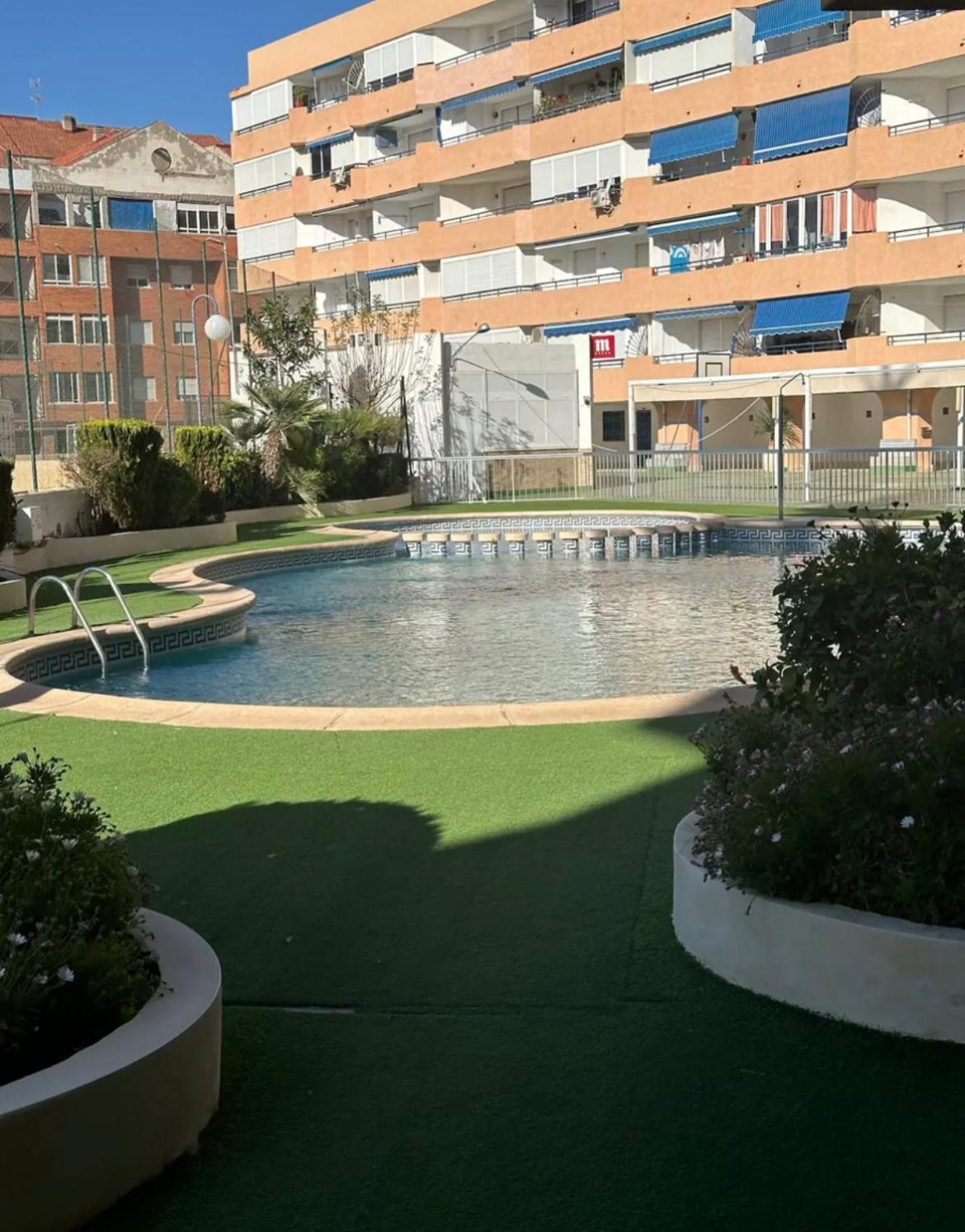 Marina Apartment Torrevieja Ngoại thất bức ảnh